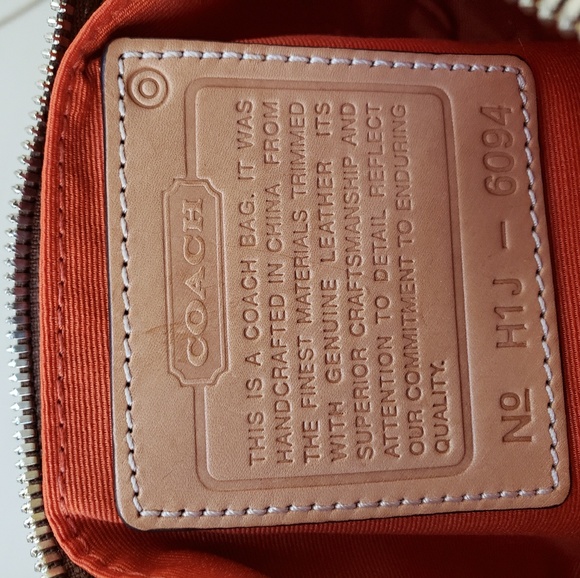 Coach Purse - Picture 4 of 6